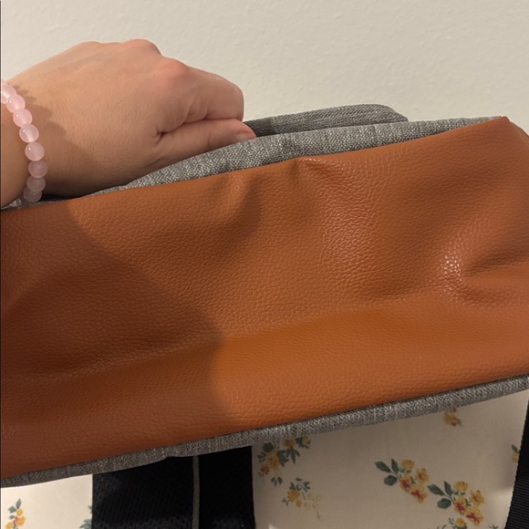 Microsoft Backpack - Picture 4 of 8